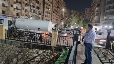 رئيس حي الطالبية يتابع نظافة ممشي المريوطية في جولة ميدانية | صور