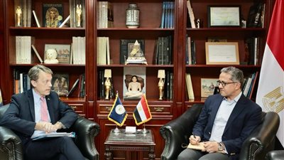 وزير السياحة والآثار يستقبل مساعد مدير الوكالة الأمريكية للتنمية الدولية