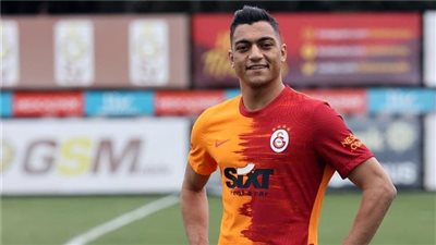 بسبب الإصابة.. مصطفى محمد يغادر مران جالاتا سراي 