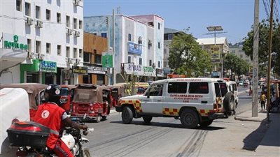 الإمارات تدين انفجار فندق في الصومال وسقوط قتلى بينهم مسؤولون حكوميون