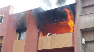 النيابة تستدعي مالك شقة سكنية شب حريق بداخلها