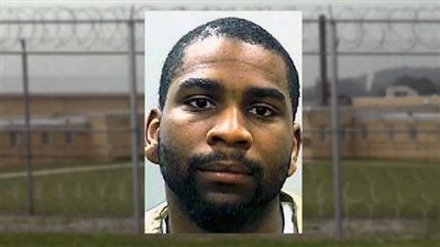 متحولة جنسيا تتسبب في حمل امرأتين داخل سجن أمريكي | صور 