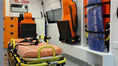 بسبب بدانة المرضى.. مسعفة بريطانية تطالب بالتعويض