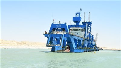 هيئة قناة السويس تسابق الزمن بالكراكات لتحقيق حلم توسعة القطاع الجنوبي