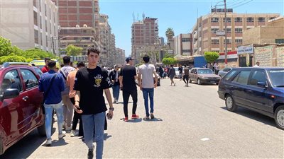 توافد 6 آلاف و630 طالبا بالثانوية لأداء امتحان الرياضيات البحتة بالدقهلية | صور