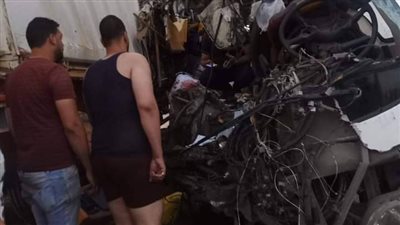 حادث مروع بين سيارتين وزحام بمحور الكورنيش والدائري الأوسطى.. الحالة المرورية اليوم 