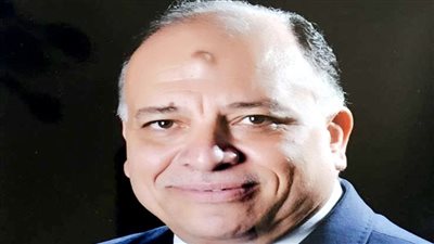 تفعيل إجراءات الوقاية من كورونا بجميع المطارات ومواقع العمل