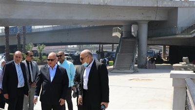محافظ القاهرة يتفقد منطقة كورنيش النيل