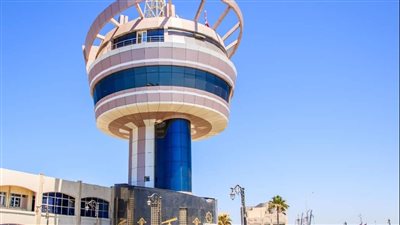 7 سفن متنوعة تصل ميناء دمياط