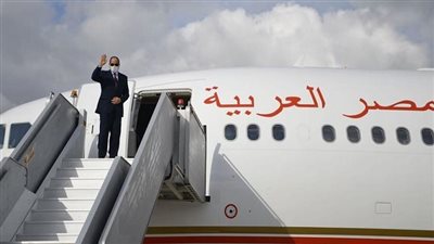 الرئيس الصربي يستقبل السيسي في مطار بلجراد