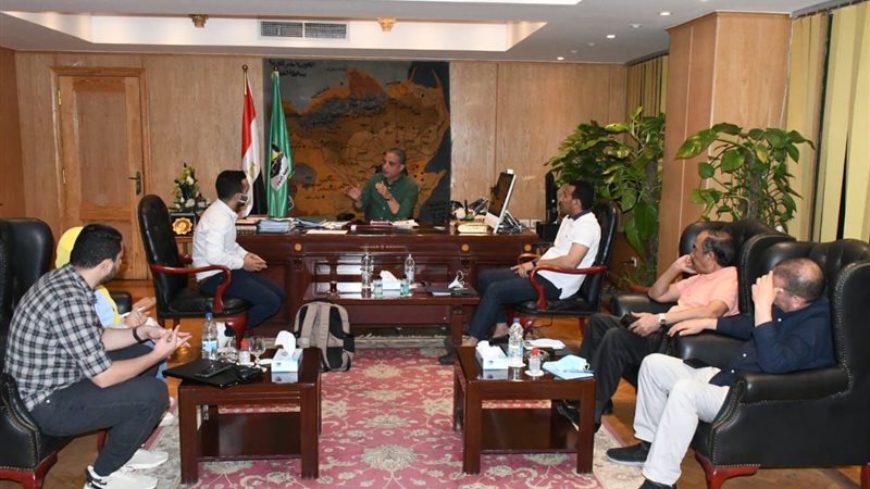 لقاء فريق عمل منصة
