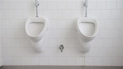 سر إلغاء مدينة سويسرية مراحيض الذكور