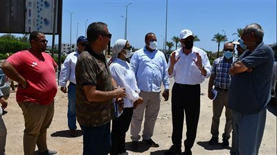 محافظ جنوب سيناء يتابع المشاريع الجارية بشرم الشيخ