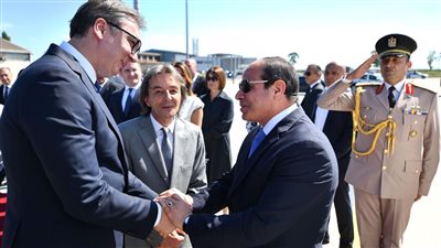  مراسم استقبال رسمية للرئيس السيسي في قصر صربيا الرئاسي