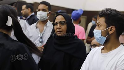 رفع جلسة محاكمة أحمد رجب بتهمة سب والدة الإعلامية شيماء جمال للقرار