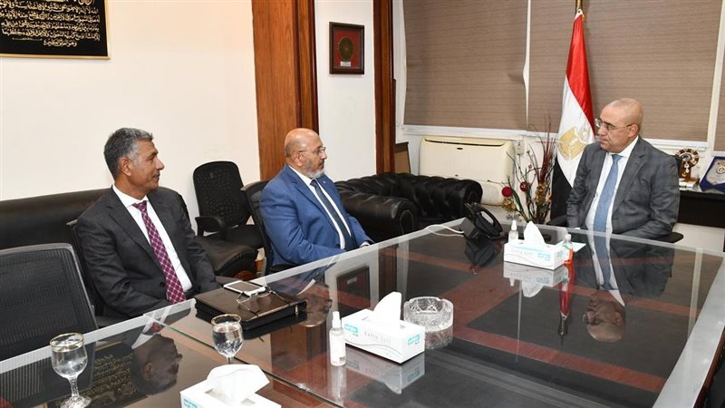 الجزار يستعرض المسودة