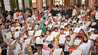 محافظ الغربية يكرم 146 من حفظة القرآن الكريم | صور