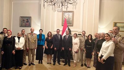 بحضور دبلوماسيين وأبناء الجالية المصرية.. السفارة المصرية في بريطانيا تحتفل بثورة 23 يوليو 