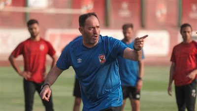 أخبار الأهلي.. محاضرة ختامية من سواريش للاعبين استعدادا لقمة الزمالك.. ومحمد شريف يقود التشكيل المتوقع للمباراة 