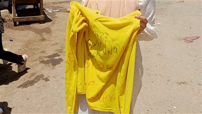 ورد وبالونات احتفالا بانتهاء امتحانات الثانوية العامة بالقليوبية