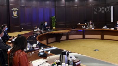 رئيس الوزراء يتابع برنامج الطروحات الحكومية في البورصة