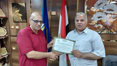 تعليم دمياط يكرم أعضاء غرفة عمليات امتحانات الثانوية العامة