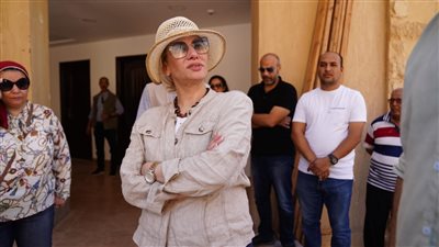 ياسمين فؤاد تتفقد الحديقة المركزية بشرم الشيخ | صور