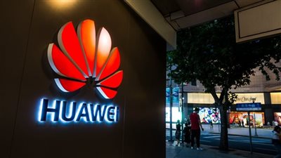 تستخدم الهواتف والأبراج.. أمريكا تبحث منع منتجات هواوي بزعم تورطها في التجسس