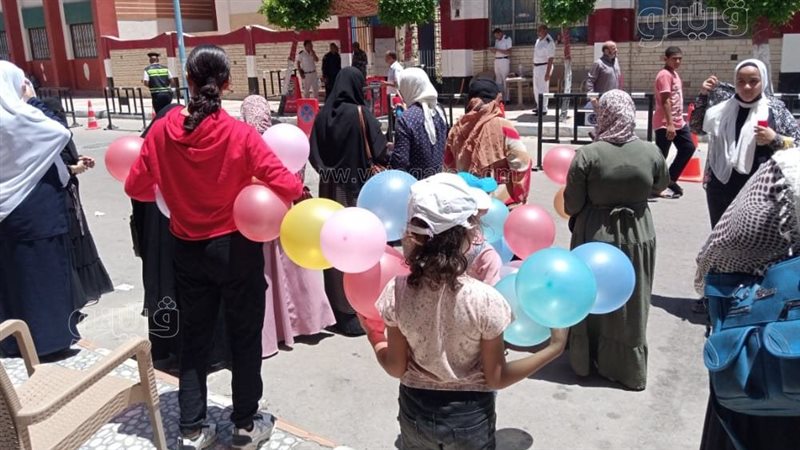 احد لجان امتحانات