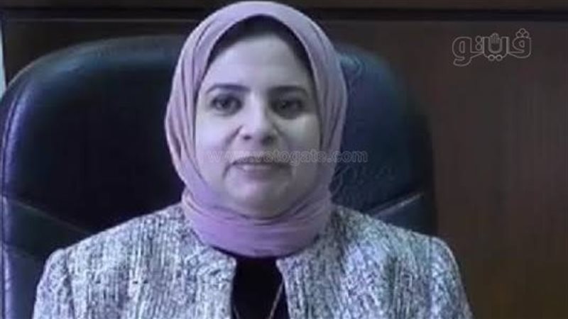 الدكتورة سميرة عزت
