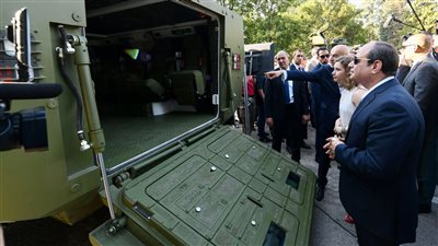 شاهد.. السيسي يحضر عرضا لأسلحة القوات المسلحة الصربية في بلجراد