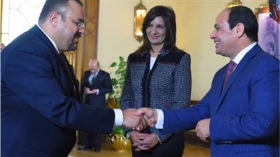 وزيرة الهجرة تهنئ هشام العسكري لتعيينه نائبا لرئيس وكالة الفضاء المصرية 