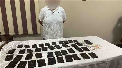 سقوط عاطل يدير وكرا لتجارة مخدر الحشيش في الجيزة 