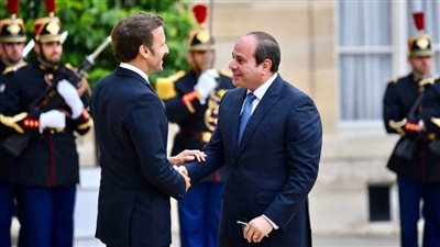السيسي: نحرص على تدعيم الشراكة الاستراتيجية مع فرنسا