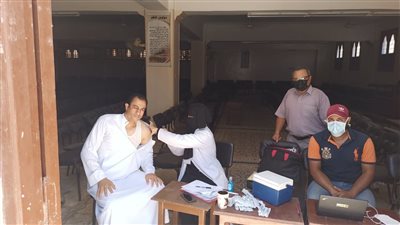 استمرار فعاليات حملة طرق الأبواب للوصول بالتطعيم لكل مواطن بقرى الدقهلية
