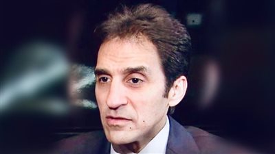 متحدث الرئاسة: تم الاتفاق على تكثيف تعاون الشركات الفرنسية في توطين الصناعات الخاصة بالسيارات الكهربائية في مصر واستراتيجية الدولة في الهيدروجين الأخضر ومصر لديها إمكانيات كبيرة في إنتاجه