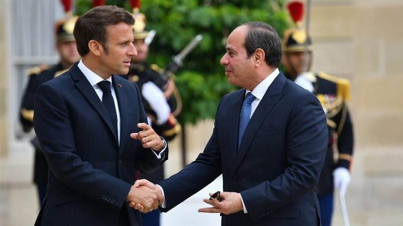 الرئيس السيسي وماكرون