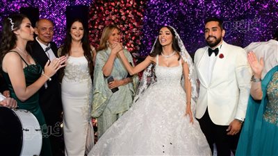 إطلالة رائعة لنجوم الفن في حفل زفاف ابنة شقيق عادل إمام | صور