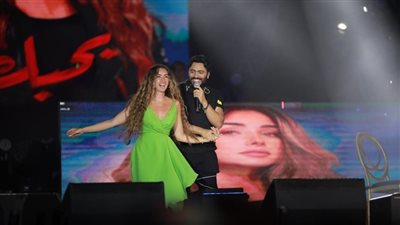 هنا الزهد تشارك تامر حسني الرقص على 