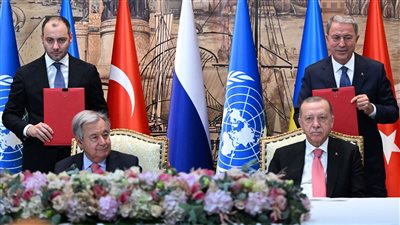 خطوة للأمام لتخفيف أزمة الغذاء.. تداعيات اتفاق اسطنبول على أفريقيا والشرق الأوسط