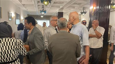 اشتباكات كلامية بين أنصار جبهات الحزب الناصري داخل ضريح «الزعيم» | فيديو 