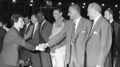 صوت ثورة يوليو.. حكاية 65 أغنية وطنية قدمها عبد الحليم حافظ في مشواره الفني