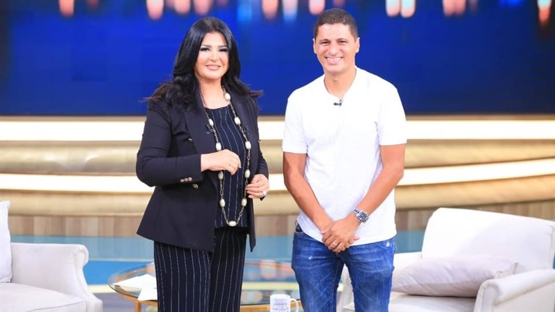 عمرو منسي مع مني