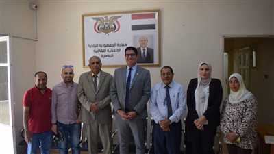 وفد جامعة المنصورة يزور سفارتي البحرين واليمن بالقاهرة | صور 