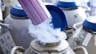 طفلة تبلغ 17 شهرا تجري عملية جراحية من أجل الإنجاب