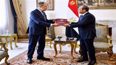  شاهد.. السيسي يستقبل وزير خارجية روسيا ويؤكد دعم مصر لكافة مساعي تسوية الأزمة الأوكرانية سياسيا