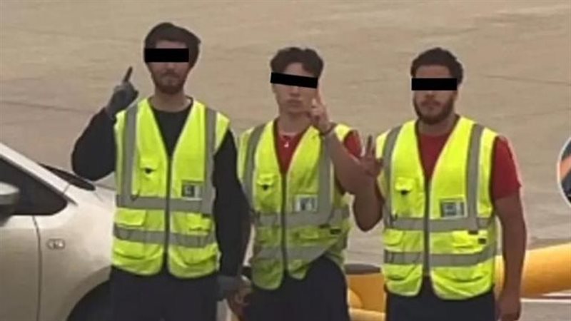  الشبان الثلاثة والإشارة