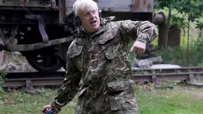 متهور يمتلك القرار.. بوريس جونسون يشعل فتيل الحرب العالمية الثالثة