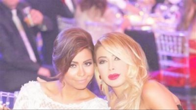 شيرين عبد الوهاب تصالح نوال الزغبي برسالة على تويتر 