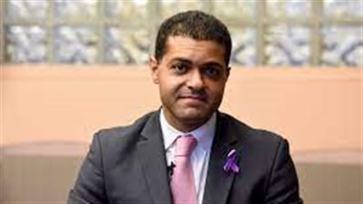 مسئولا عن صحة المحاربين القدماء بأمريكا.. من هو الطبيب المصري شريف النحال؟